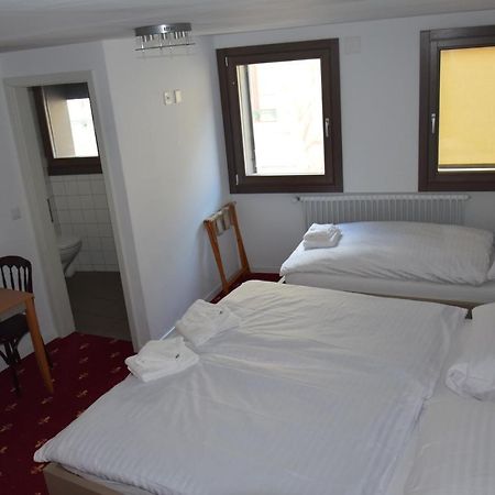 Hotel Sonne Einsiedeln Esterno foto