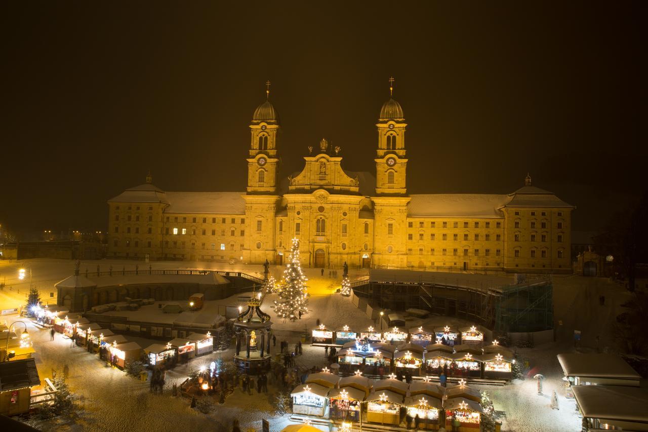 Hotel Sonne Einsiedeln Esterno foto