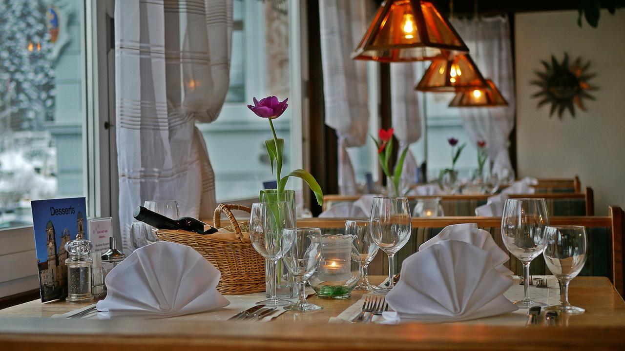 Hotel Sonne Einsiedeln Esterno foto