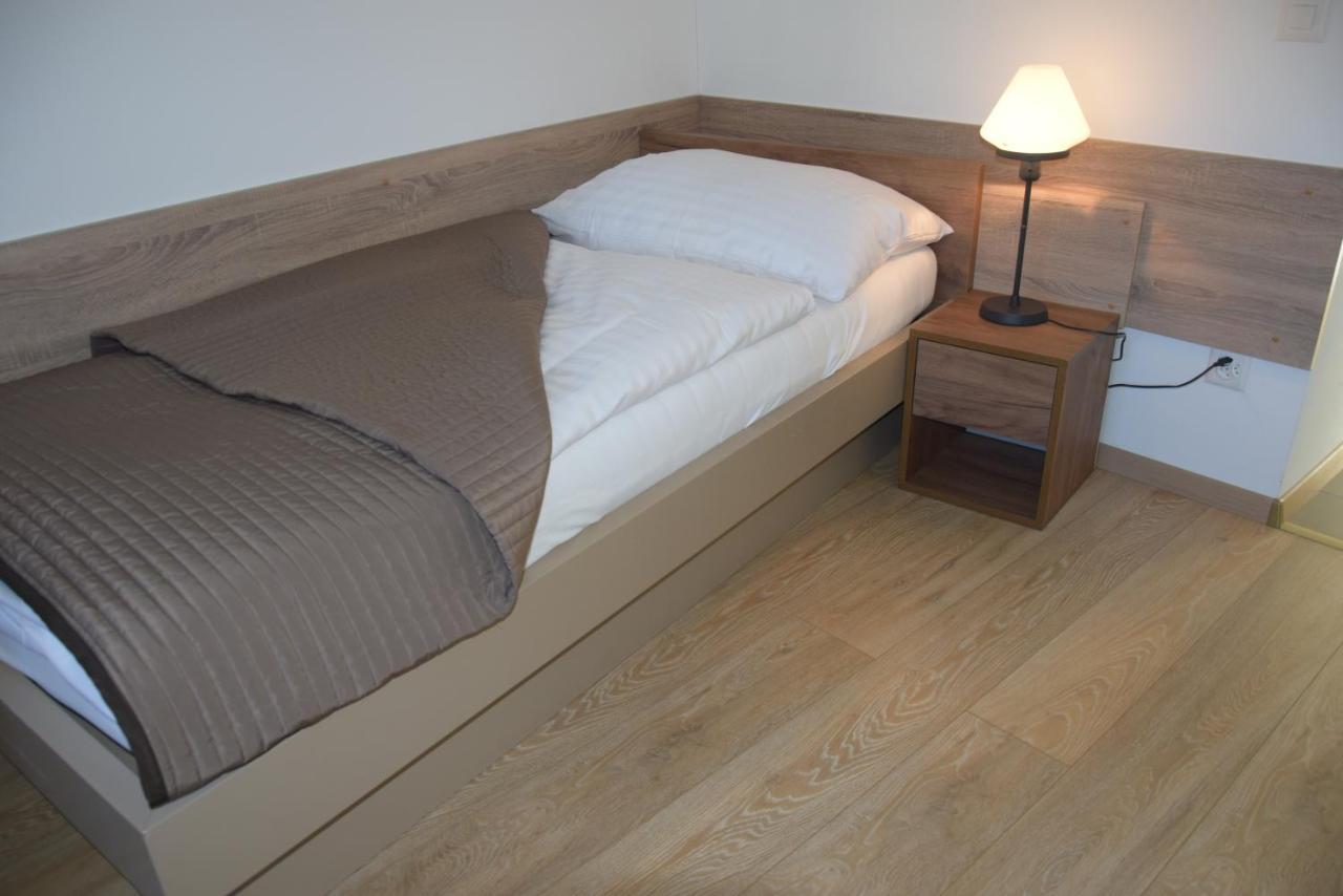 Hotel Sonne Einsiedeln Esterno foto